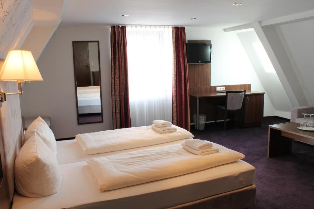 Beim Weinbauer Hotel โคเคห์ม ภายนอก รูปภาพ